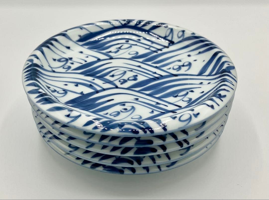 W*n様 ◯ 有田焼 源右衛門窯 「染付四海波皿」 5枚セット 染付四海波 銘々皿 ｜ 有田焼の源右衛門窯公式オンラインショップ