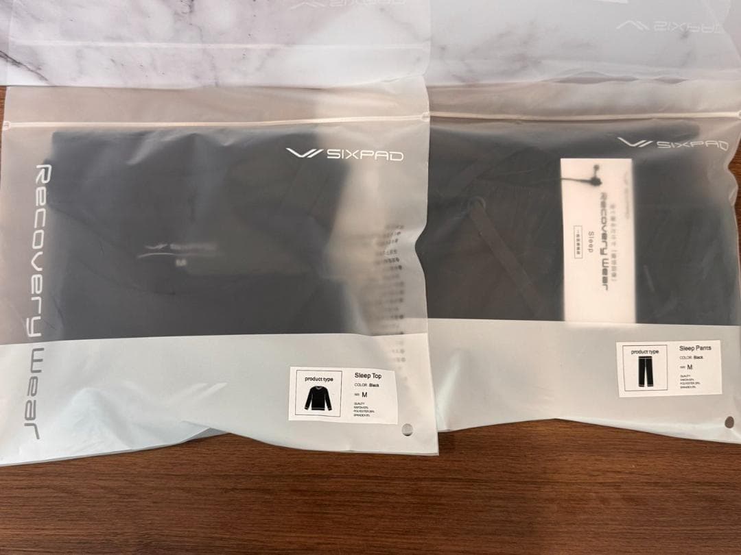 【新品未使用】SIXPAD リカバリーウェア 上下セット Mサイズ ブラック SIXPAD（シックスパッド） ○期間限定10%OFF○ 上下セット リカバリー