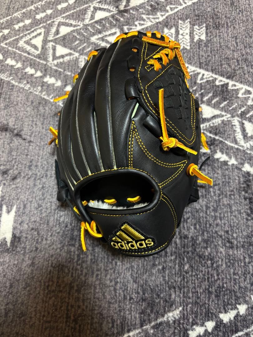 adidas 軟式グローブ 黒/茶 - メルカリ