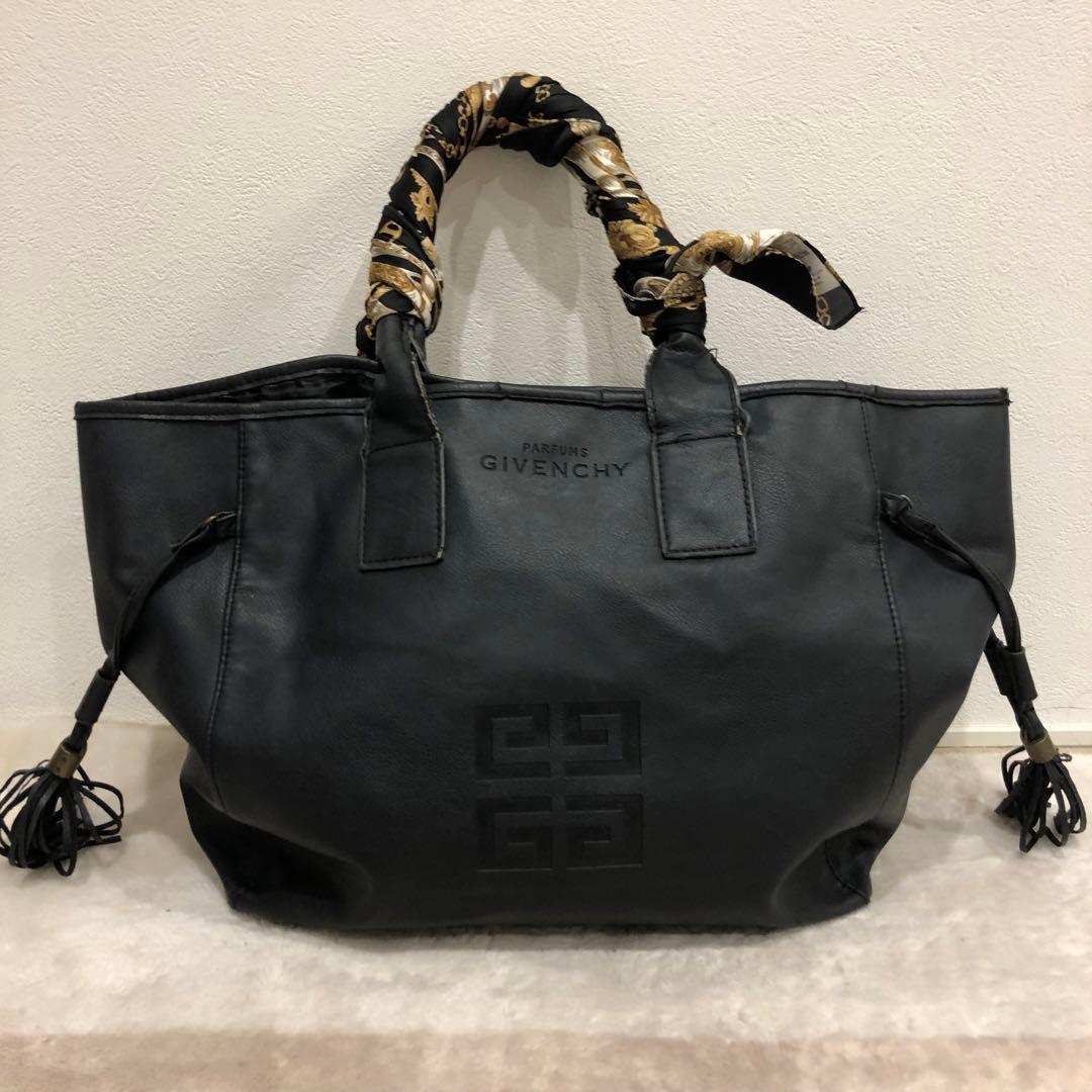 ジバンシー Perfumsトートバッグ ブラック フリンジ GIVENCHY|mercari