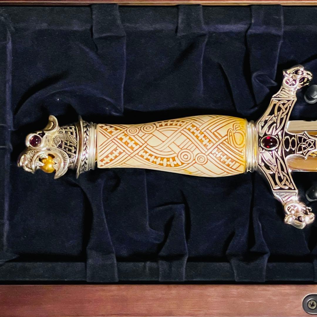 TRAN VAN THANG様専用】フランクリン・ミント社製バイキングの短剣