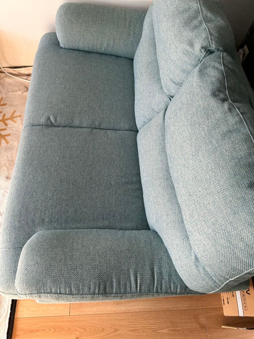 出品5月中まで予定】ライトブルー 2人掛けソファ 禁煙ペットなし