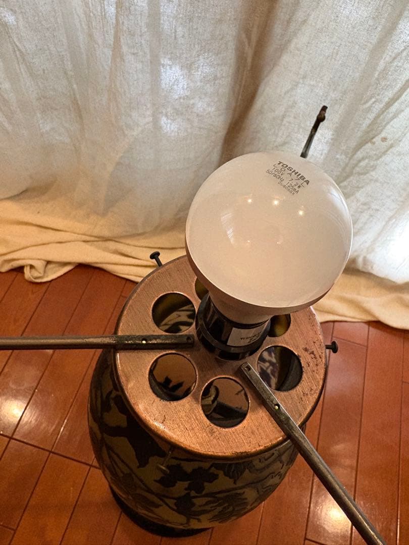 【美品】テーブルランプ　ガレ工房　照明　ランプ　アール・ヌーヴォー