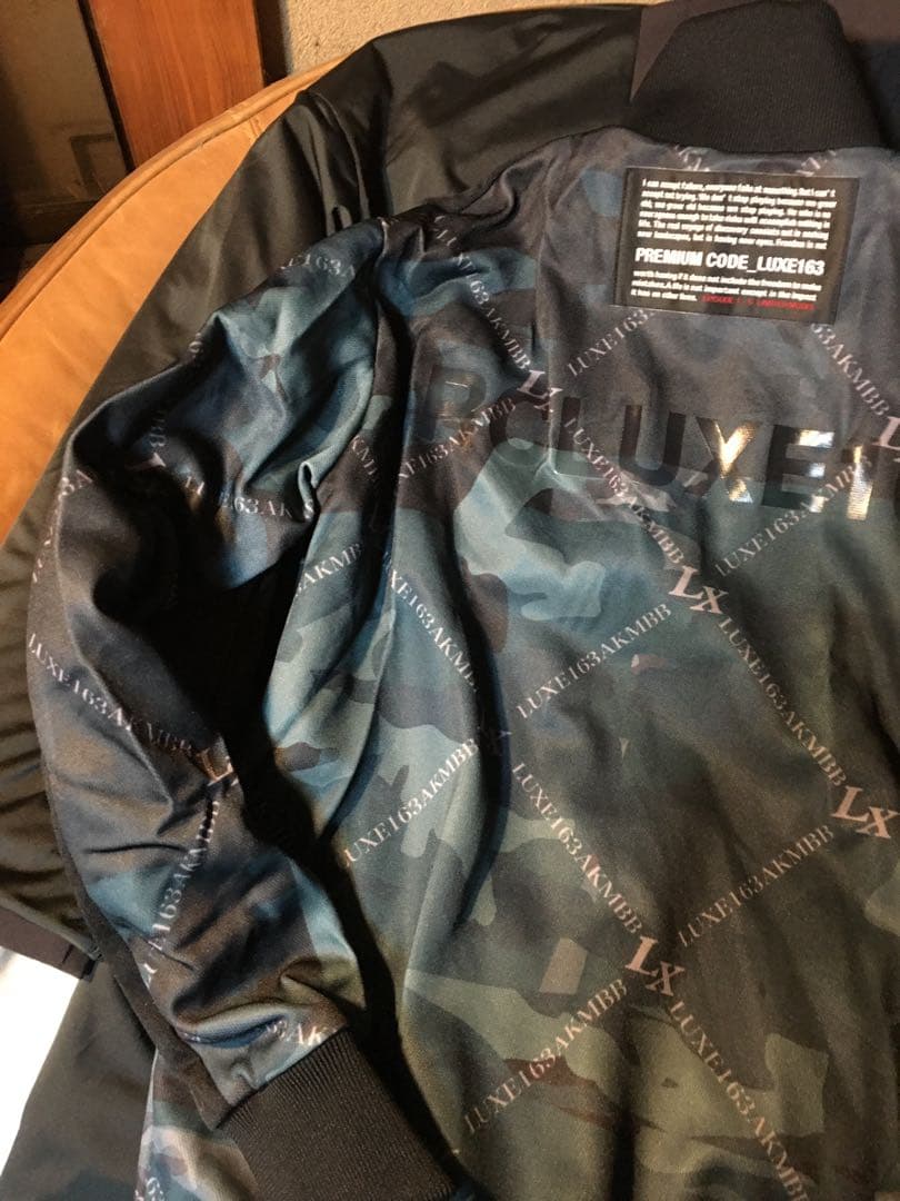 ゆうぞうゆっちAKM LUXE ZIP STAND