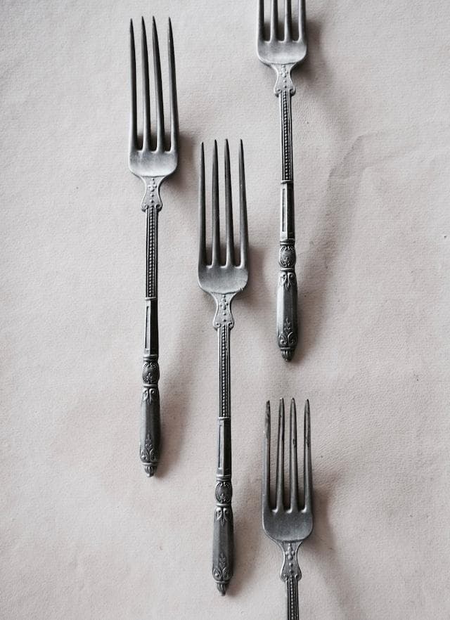 ラスト19世紀 france エタン ネオゴシックと縦長フォーク アンティーク