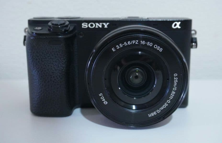 【1時間だけの価格】SONY α6400 E 16-50mmレンズ付きミラーレス SONY ミラーレス一眼カメラ α6400(アルファ6400) ダブルズームレンズ