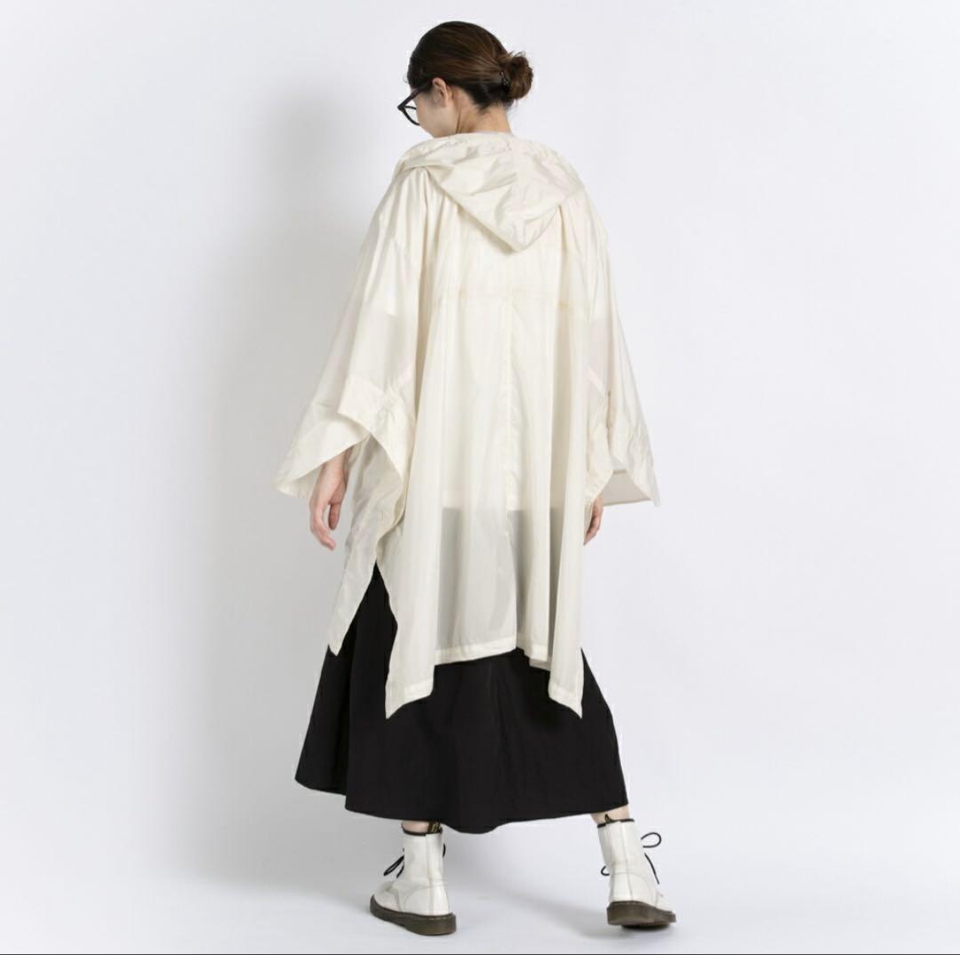 新品・未使用品】MONCLER モンクレールPRINTSEPSポンチョコート - メルカリ