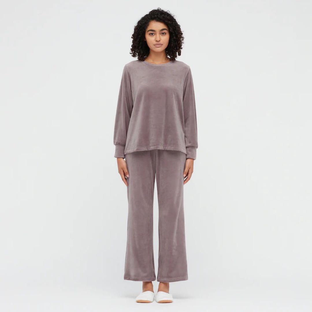 ユニクロ ウルトラストレッチスムースセット ピンク UNIQLO - メルカリ