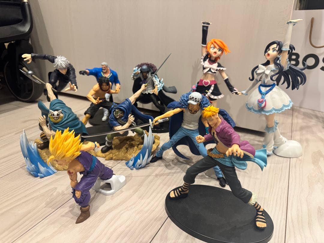 アニメキャラクター アクションフィギュアセット 8体 - メルカリ