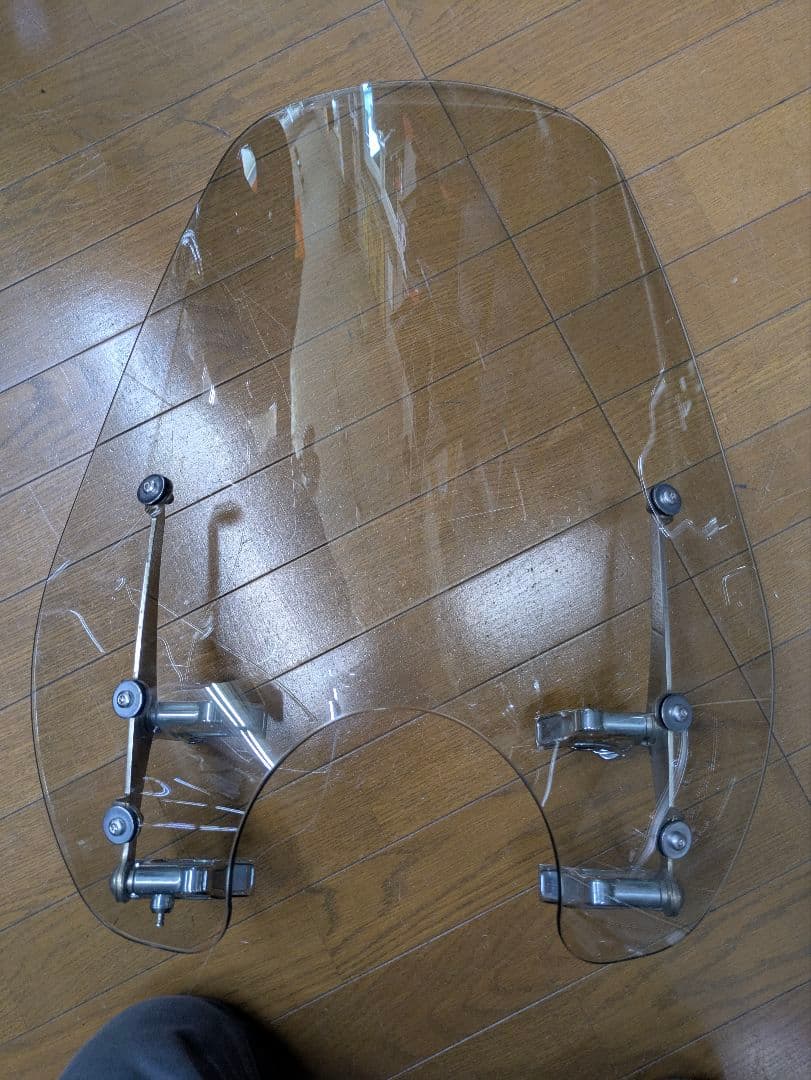 ハーレー純正　ウインドシールド　’０６以降FXDWG用　57301-06　鍵付き ハーレー純正 クイックリリース・スーパースポーツ・ウインドシールド