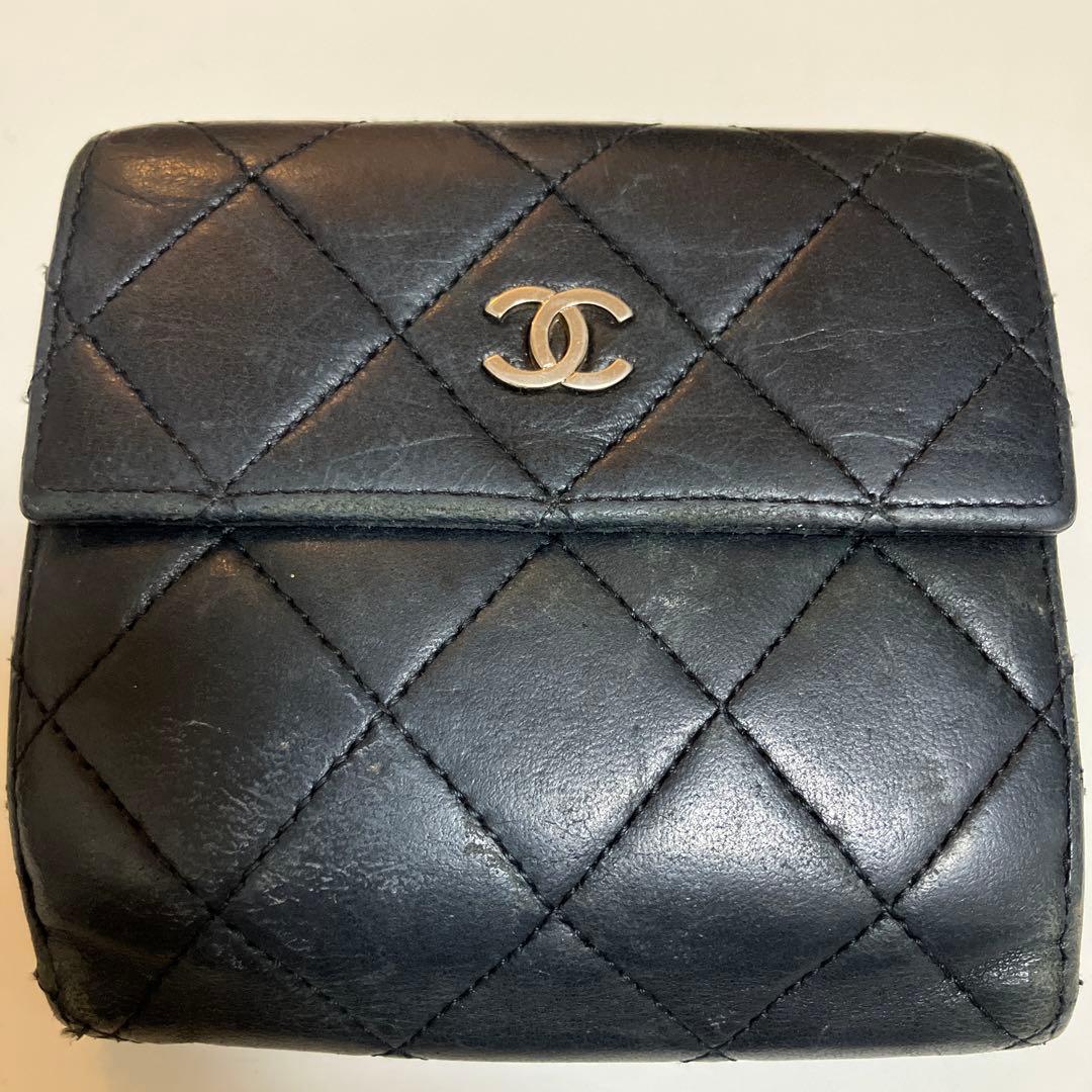 CHANEL ブラック キルティング 二つ折り財布 - メルカリ