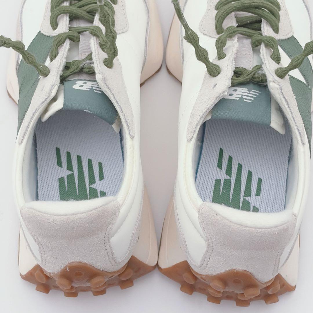 ニューバランス 327 U327LX 23.5 白 緑 美品 - メルカリ