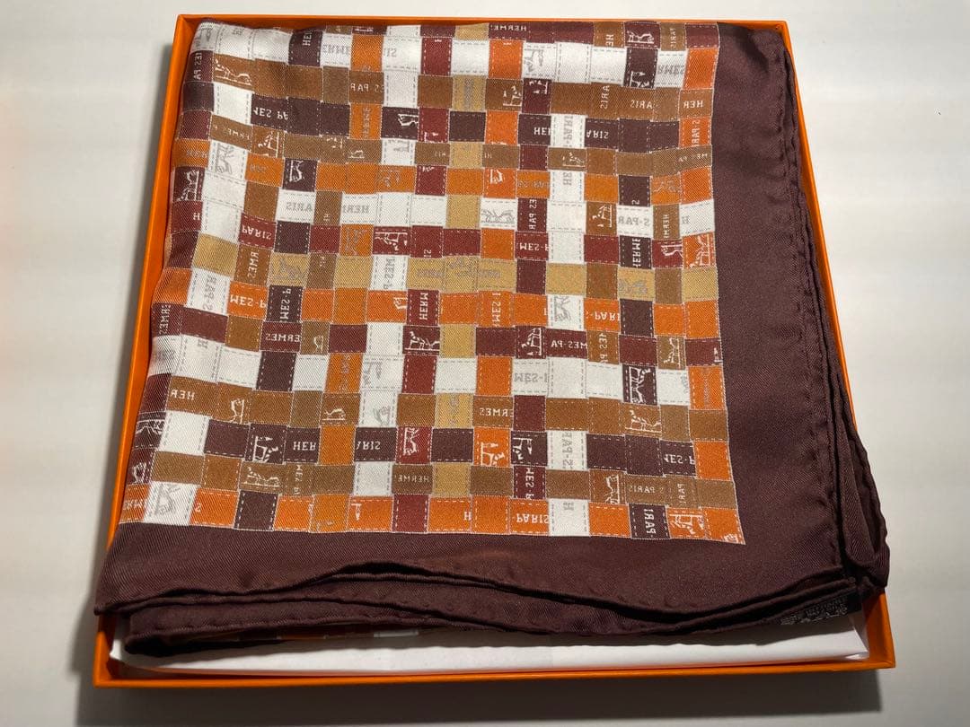 エルメス カレ90 BOLDUC AU CARRE ボルデュックチェック 楽天市場】HERMES エルメス カレ90 Bolduc au Carre ボルデュック