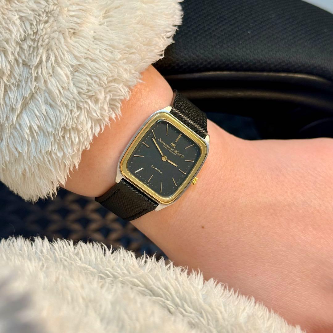 VINTAGE IWC Schaffhausen 黒文字盤 タンク 1980's - メルカリ
