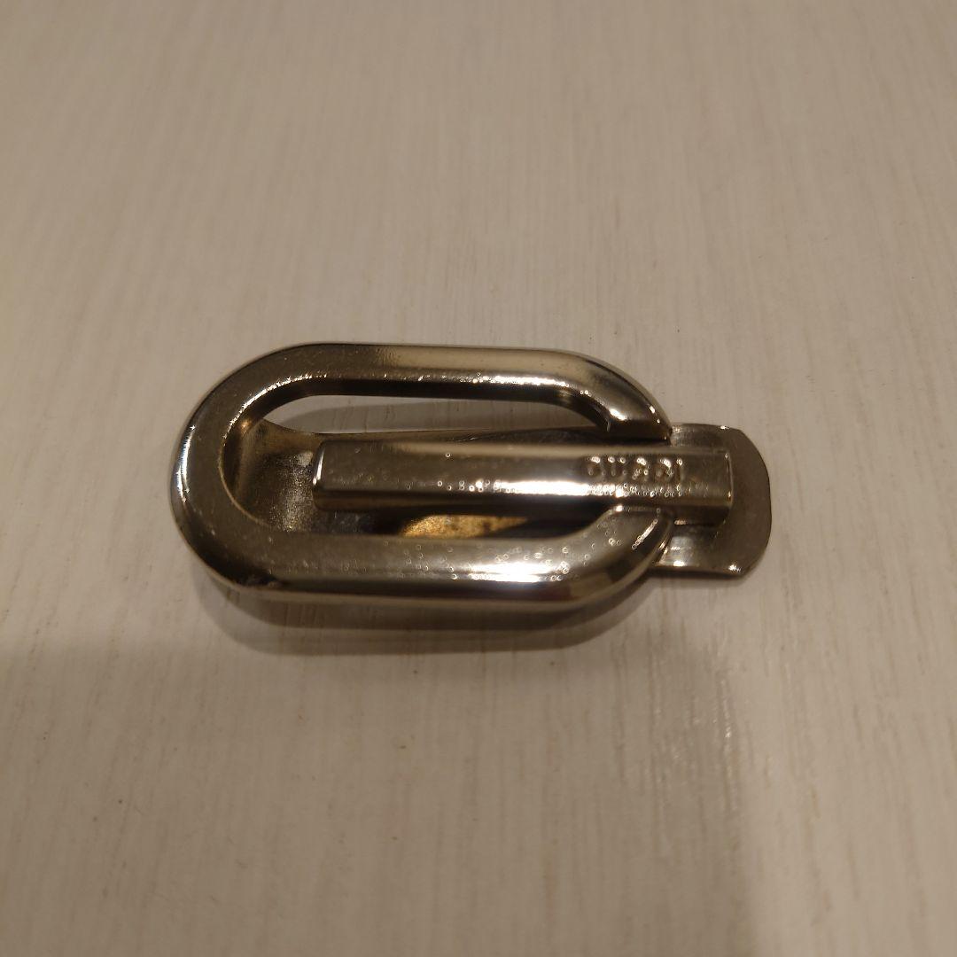 グッチ　GUCCI　シルバーオーバル型マネークリップ GUCCI グッチ マネークリップ ブランド メンズ 父の日 札ばさみ 男性