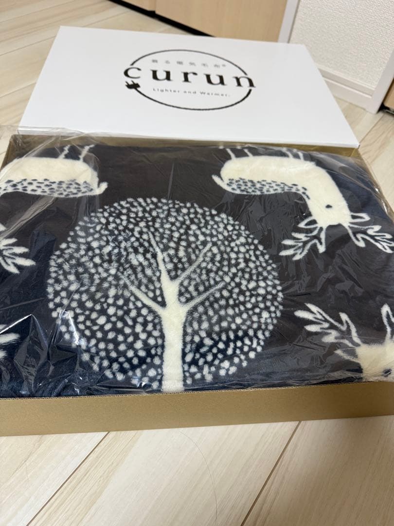 日本製 着る電気毛布 北欧柄 curun クルン エルク柄 140x140cm 着る電気毛布 curun(クルン) エルク柄 レギュラーサイズ 140x140cm 2色
