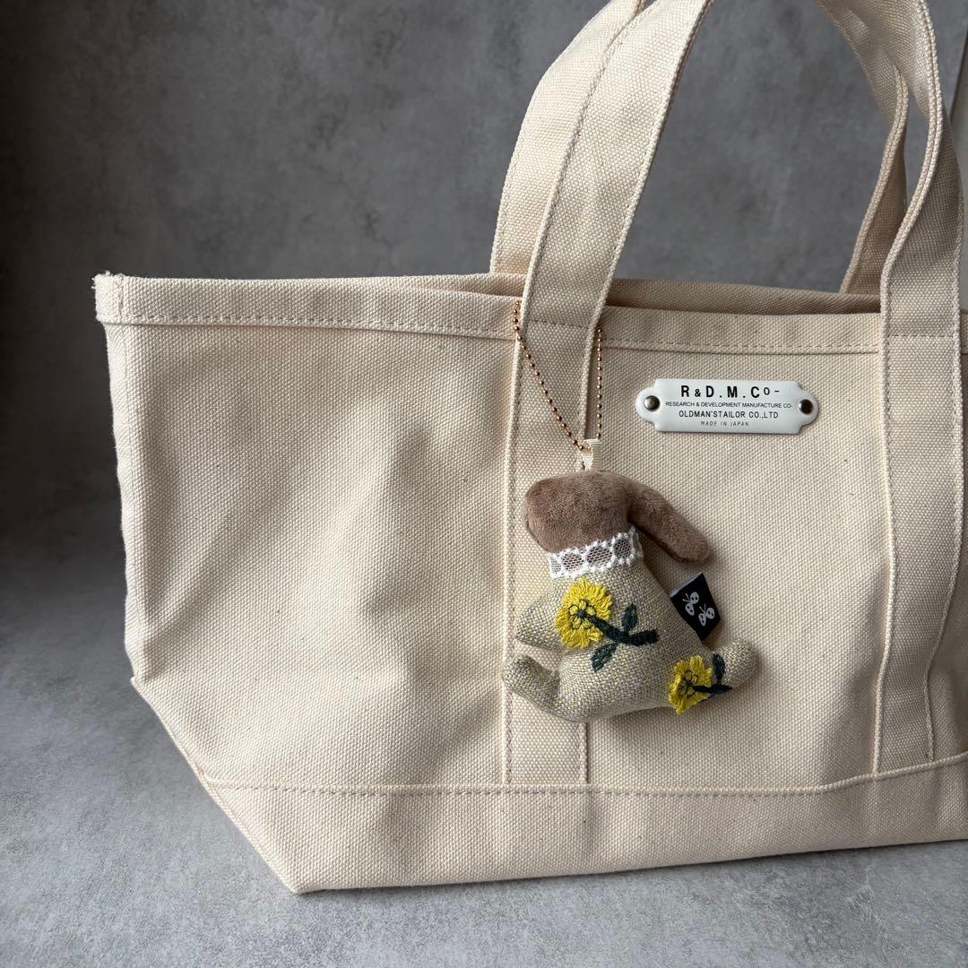 ミナペルホネン ハンドメイド うさぎチャーム - メルカリ