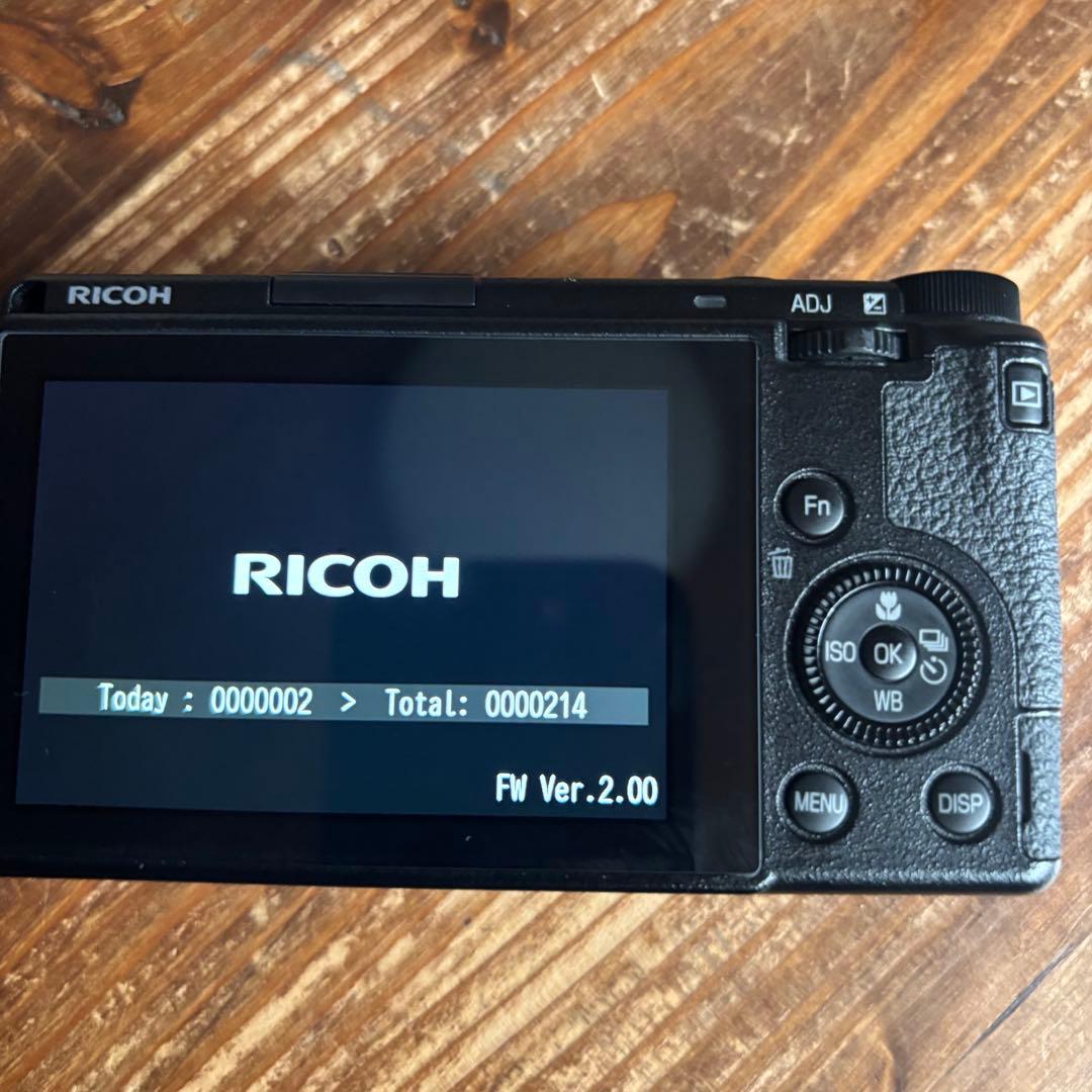 RICOH GR III シャッター214回 - メルカリ