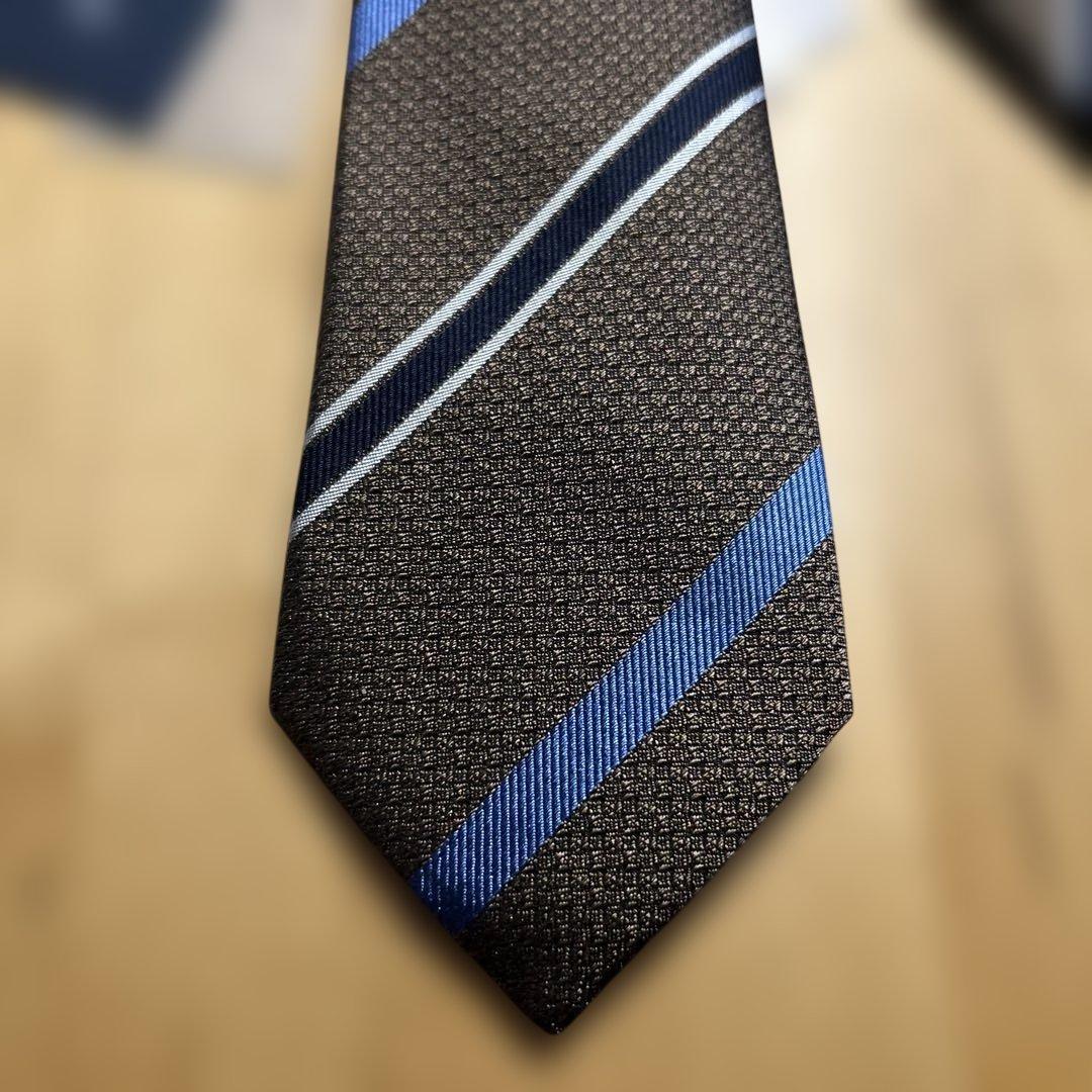 新品 Drake's ストライプ ネクタイ - メルカリ