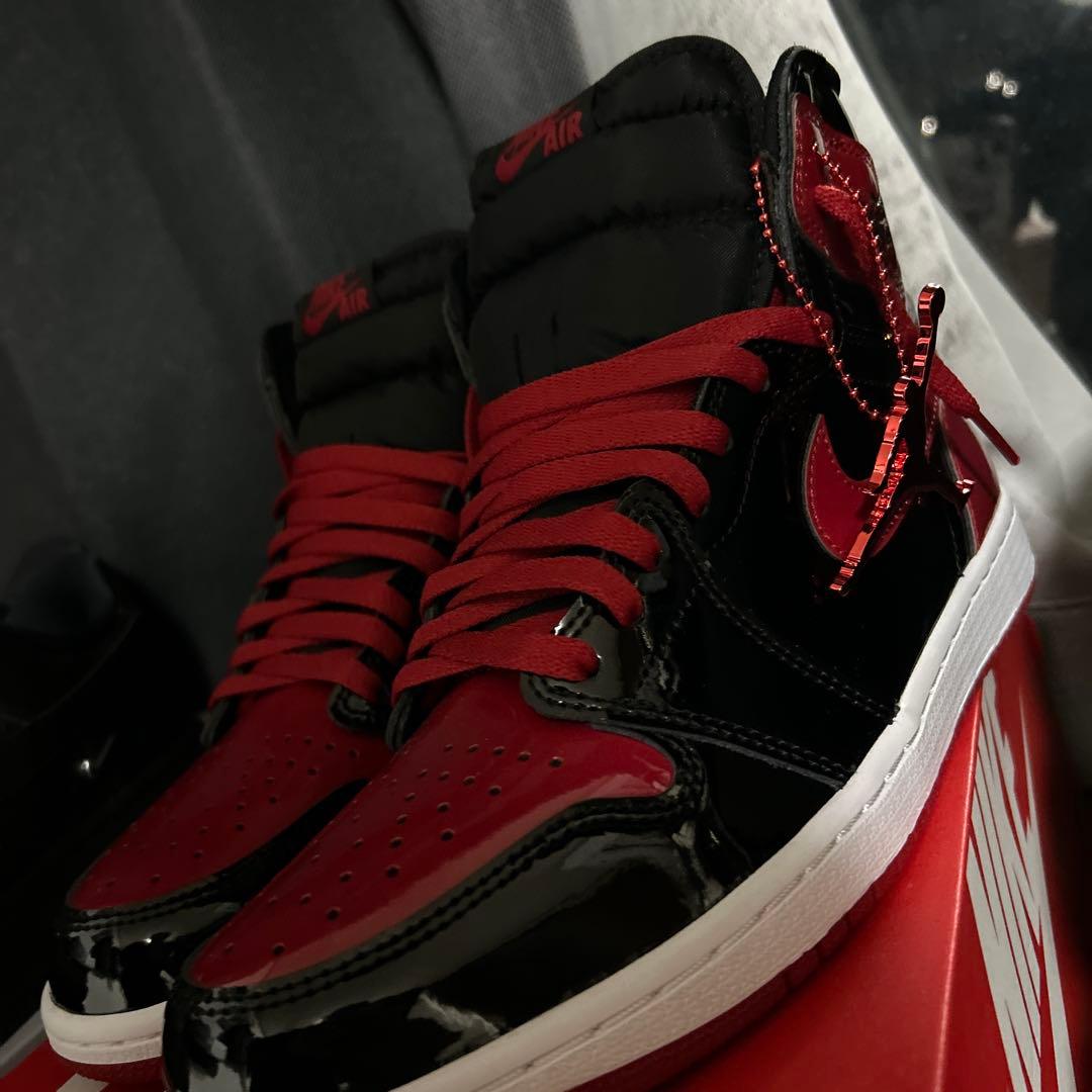 Nike Air Jordan 1 赤黒 ハイカットスニーカー - メルカリ