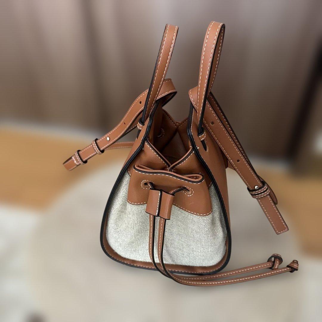 確実正規品 PRADAスマートフォンケース 本日のみの値下げ