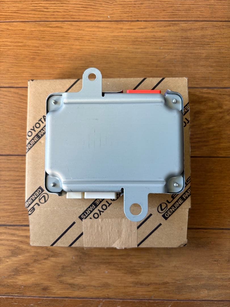 AWS210系クラウンHVハイブリッドボルテージセンサー 89892-30040