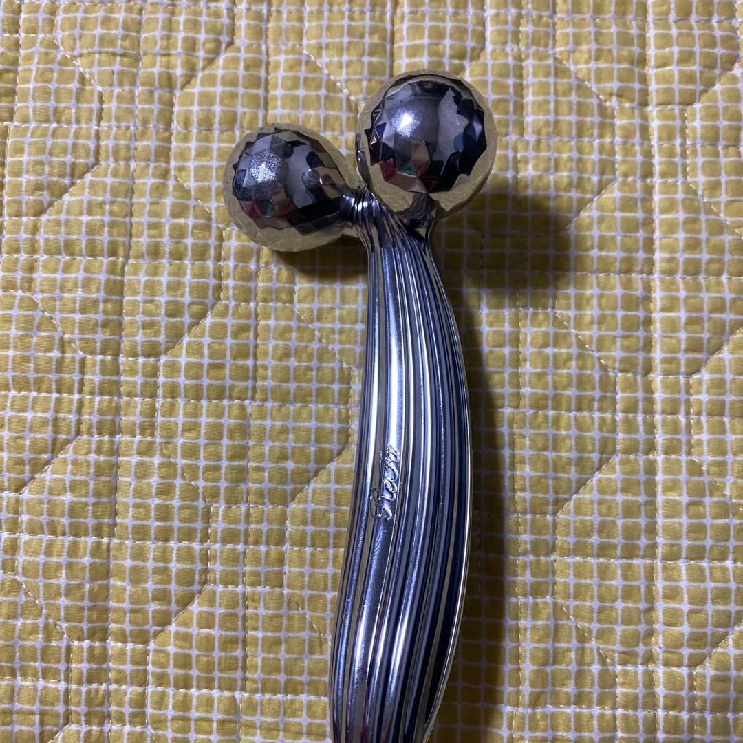 ReFa ダブルボール美顔ローラー - メルカリ