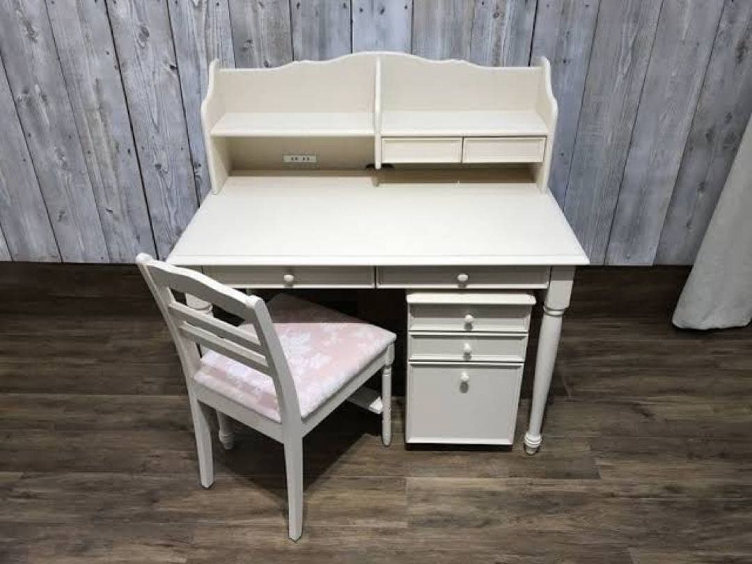 ローラアシュレイ 学習机 - メルカリ