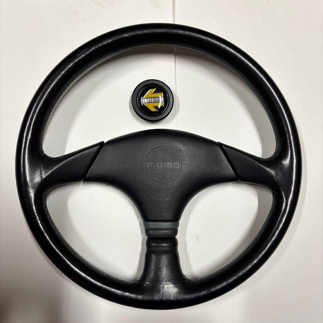 momo ステアリング　コブラ　37cm 希少　当時物 momo ステアリング コブラ 37cm 希少 当時物 momo ステアリング コブラ