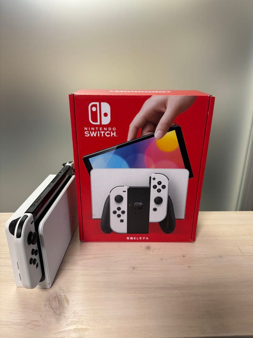 ✨使用少✨ Switch 有機EL ホワイト 本体完品 ケース・フィルム等付