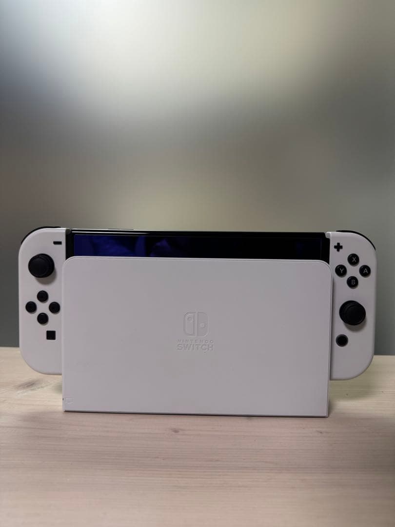 ✨使用少✨ Switch 有機EL ホワイト 本体完品 ケース・フィルム等付