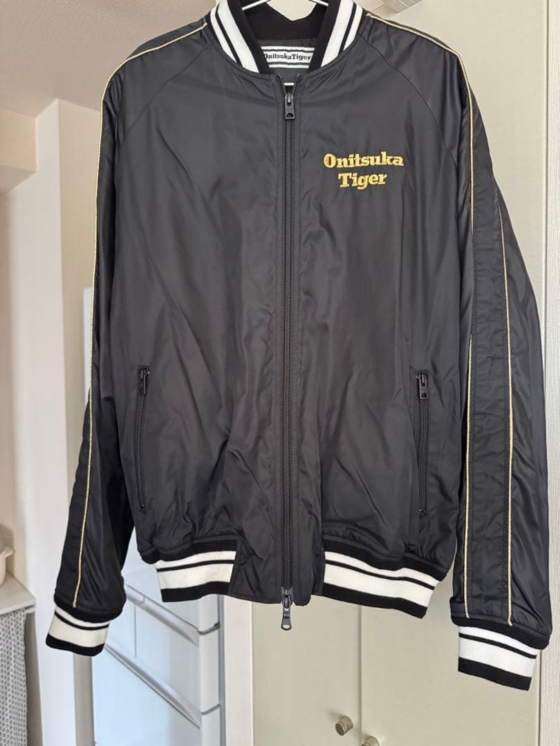 美品Onitsuka Tiger BOMBER JACKETブラックLサイズ - メルカリ