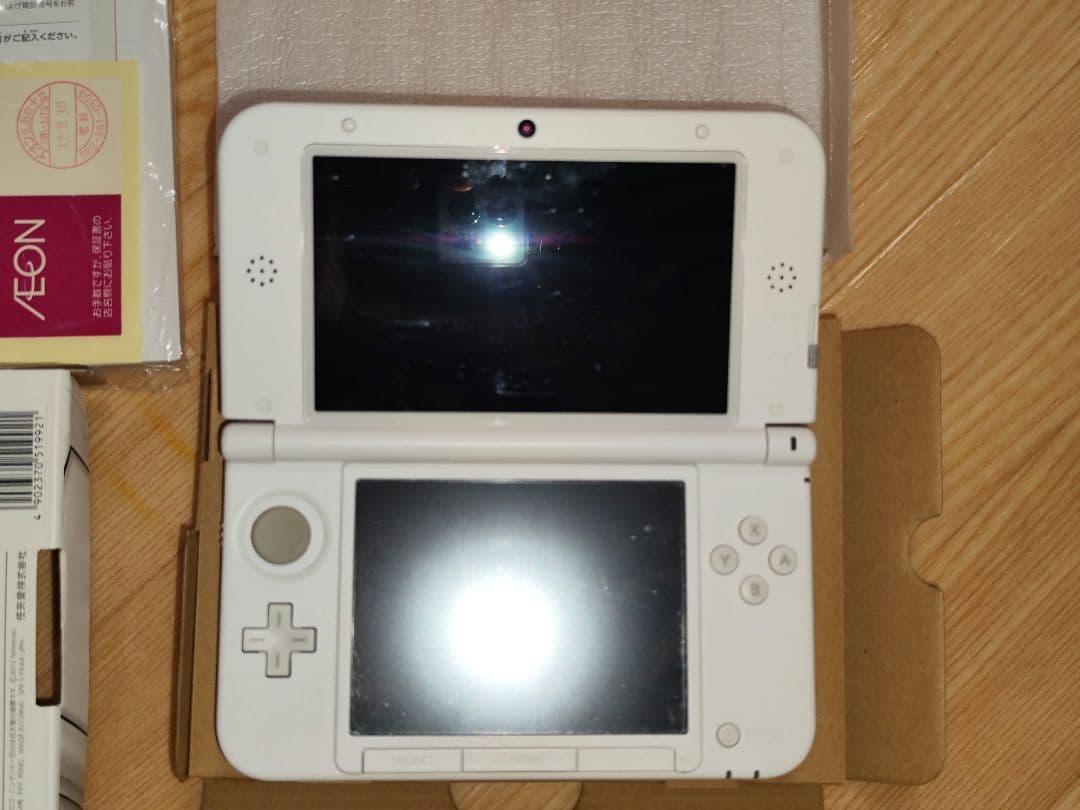 動作確認初期化済み】ニンテンドー3DS LL ピンク・ホワイト 箱充電器