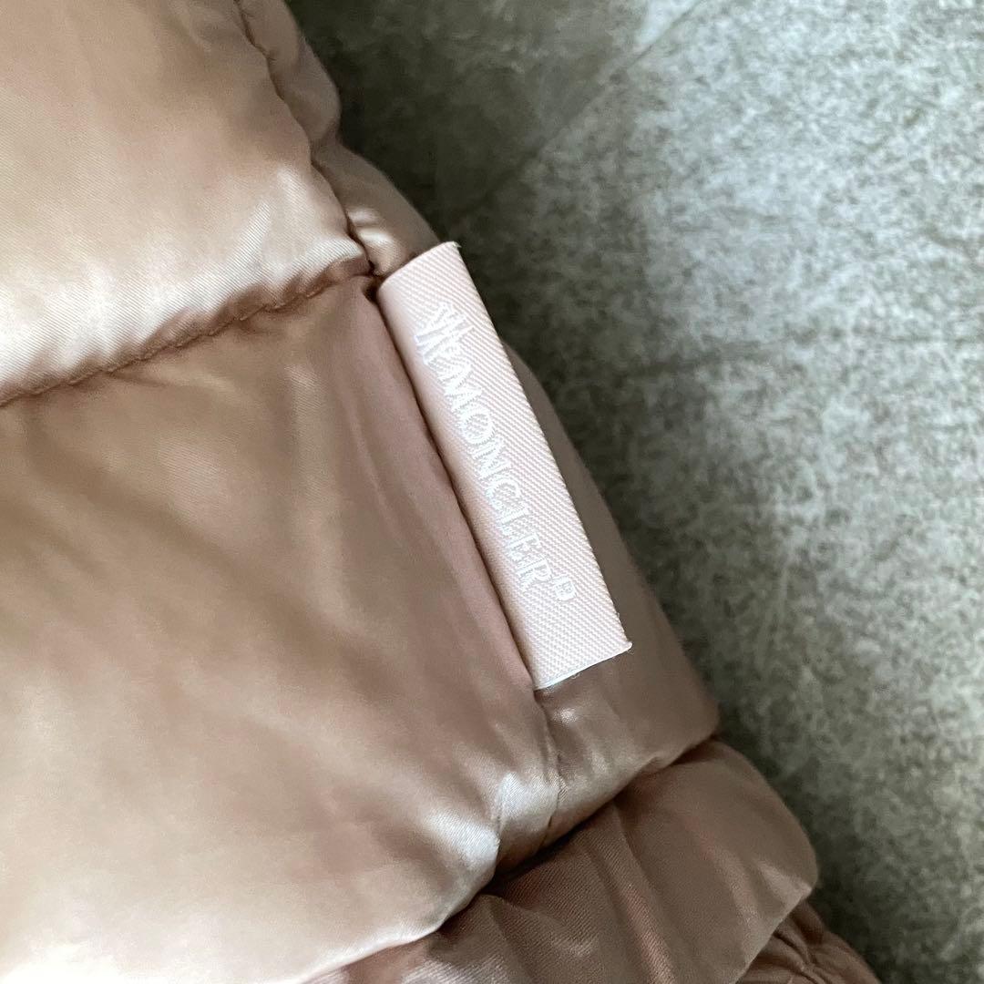 モンクレール AMARANTE GILET ダウンベスト ピンクベージュ系 1 - メルカリ