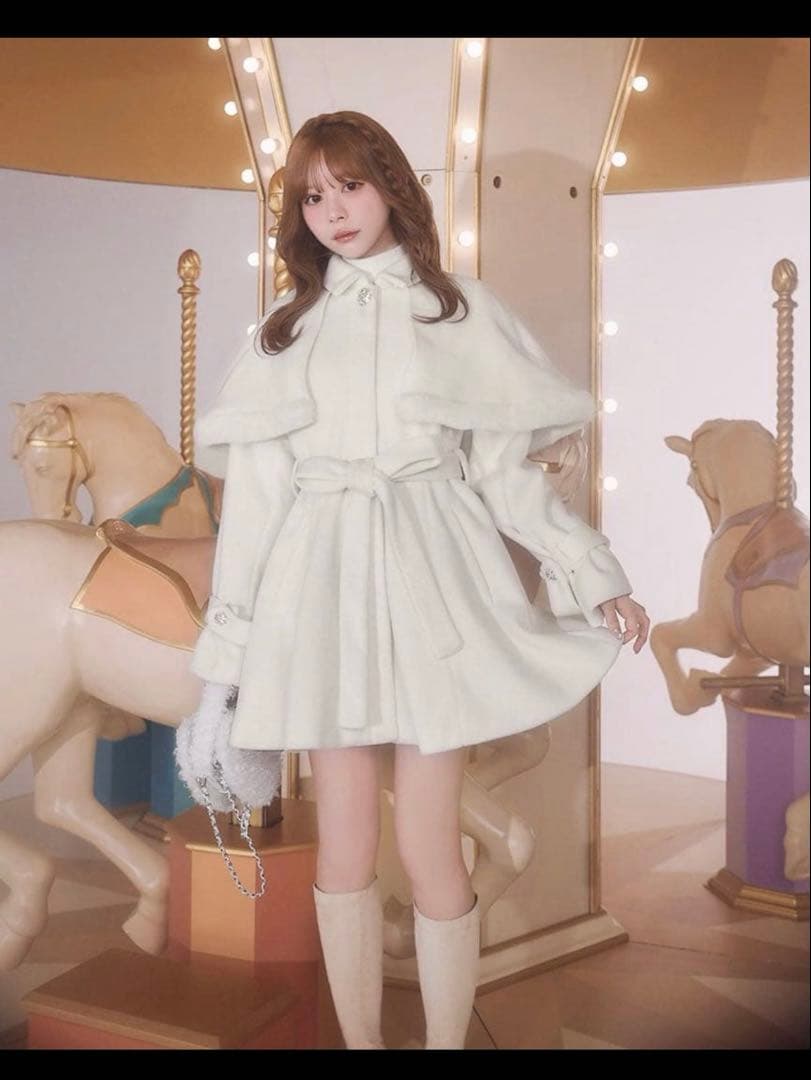 ミシェルマカロン　ファー付きケープフレアコート　XS ミシェルマカロン ファー付きケープフレアコート XS｜Yahoo!フリマ（旧