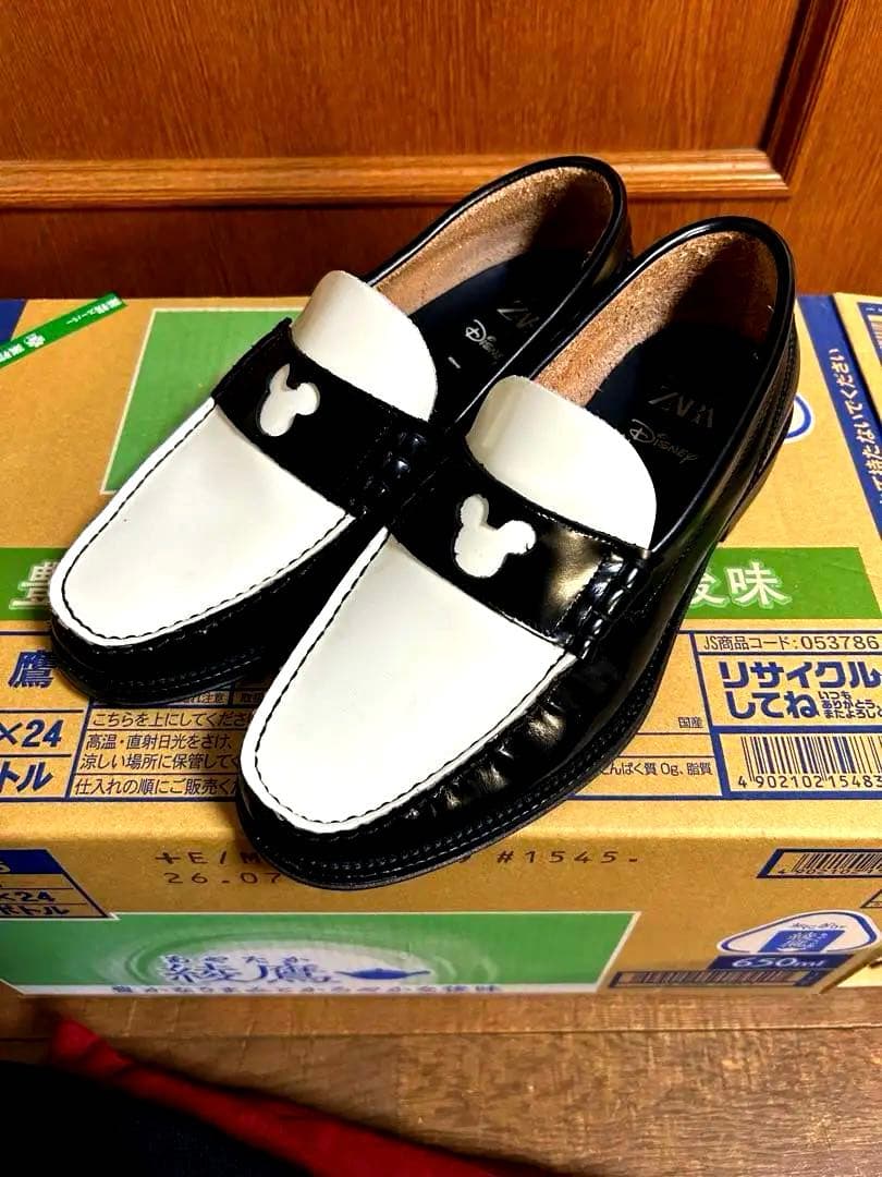 ZARA レザーペニーローファーHARRY LAMBERT × DISNEY42 LEATHER LACE-UP MOCCASINS HARRY LAMBERT FOR ZARA X DISNEY