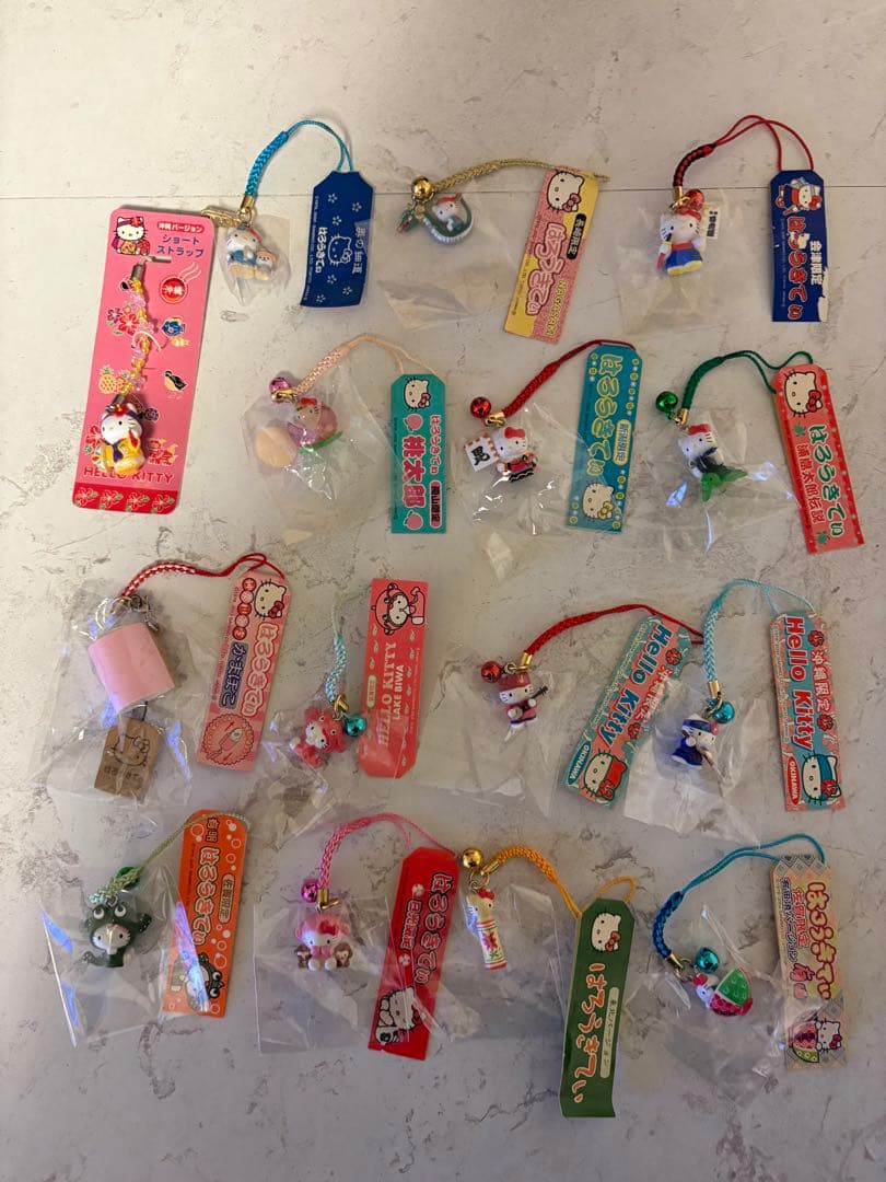 追加あり　ハローキティ 地域限定