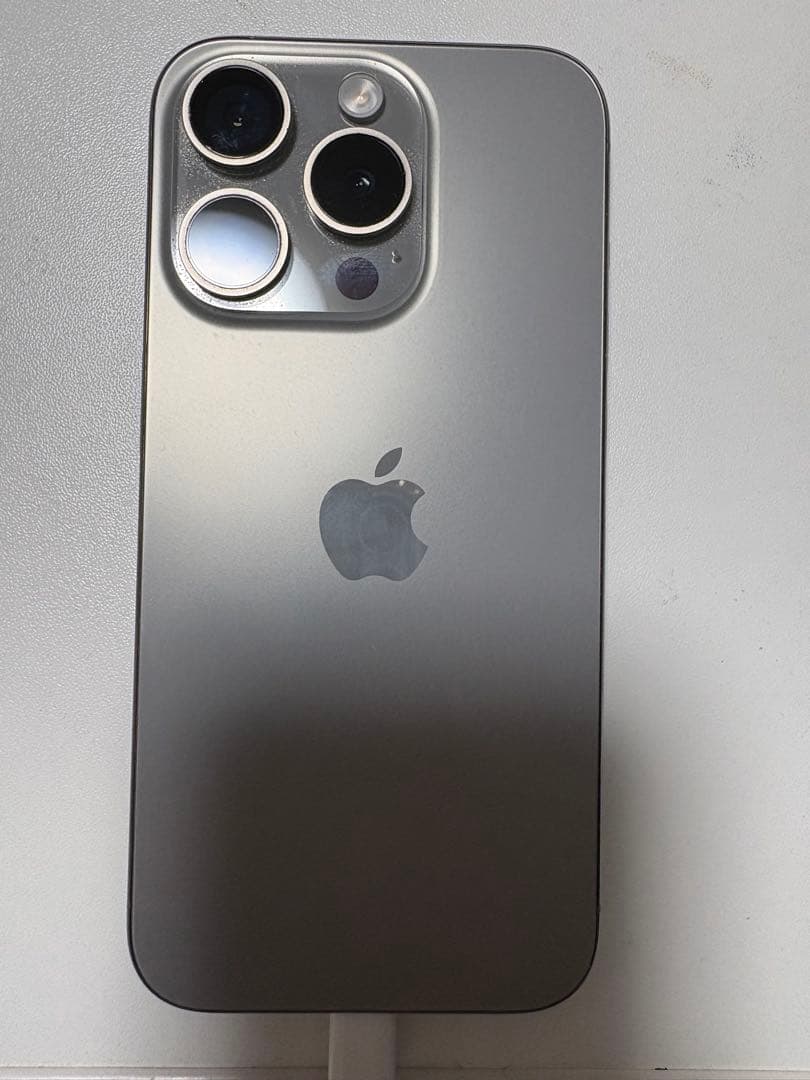 naka様専用 iPhone15pro ジャンク品 - メルカリ