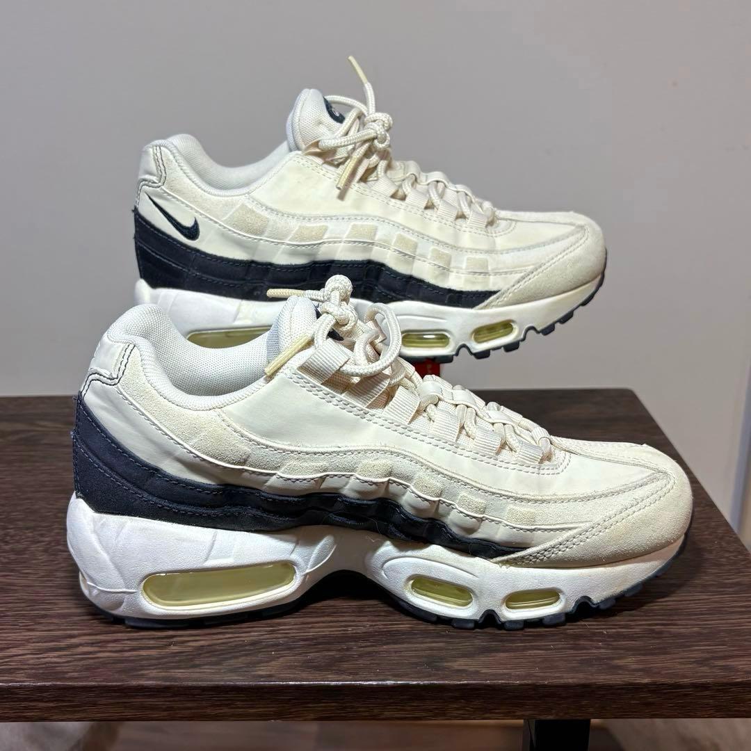 NIKE AIR MAX 95 PRM プレミアム　クリーム/ブラック