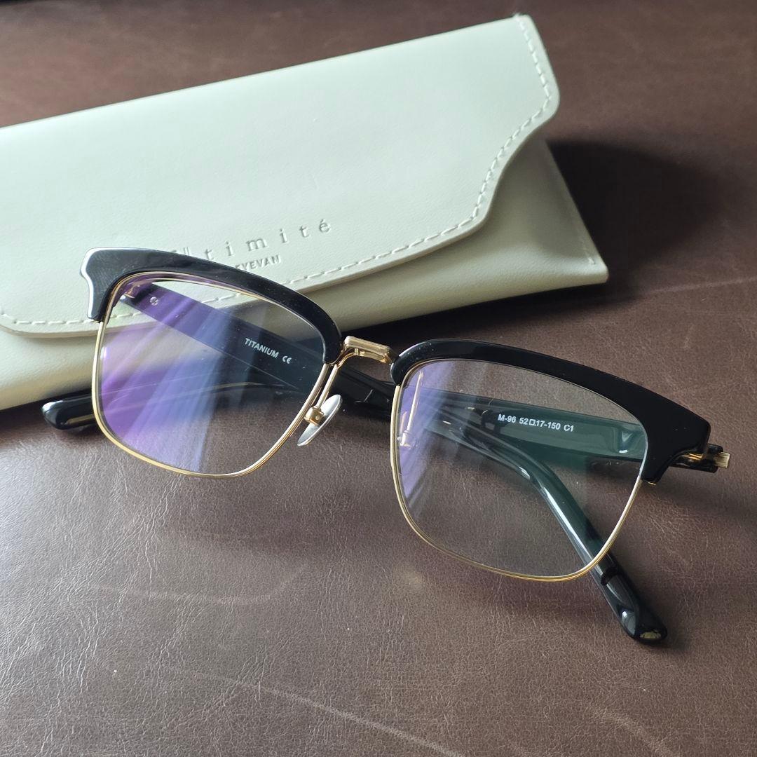 跳ね上げ式 メガネ サーモントブラック/ゴールド チタンアセテートノー