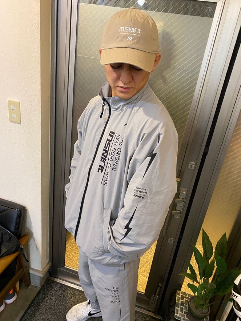 ナイロンセットアップ グレー inspirit Mサイズ 鈴木千裕 - メルカリ