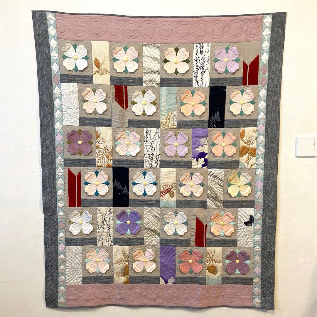 パッチワーク タペストリー ハナミズキ - メルカリ