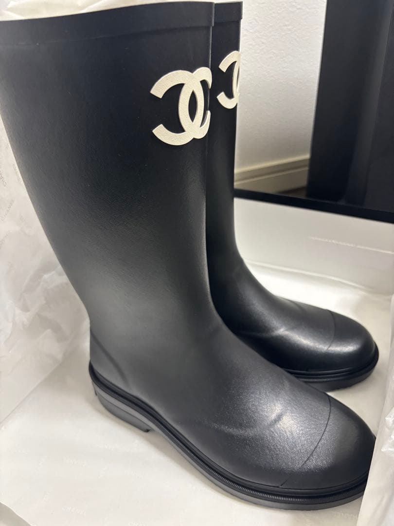 新品未使用】CHANEL シャネル レインブーツ 38 ジェニー着用 - メルカリ