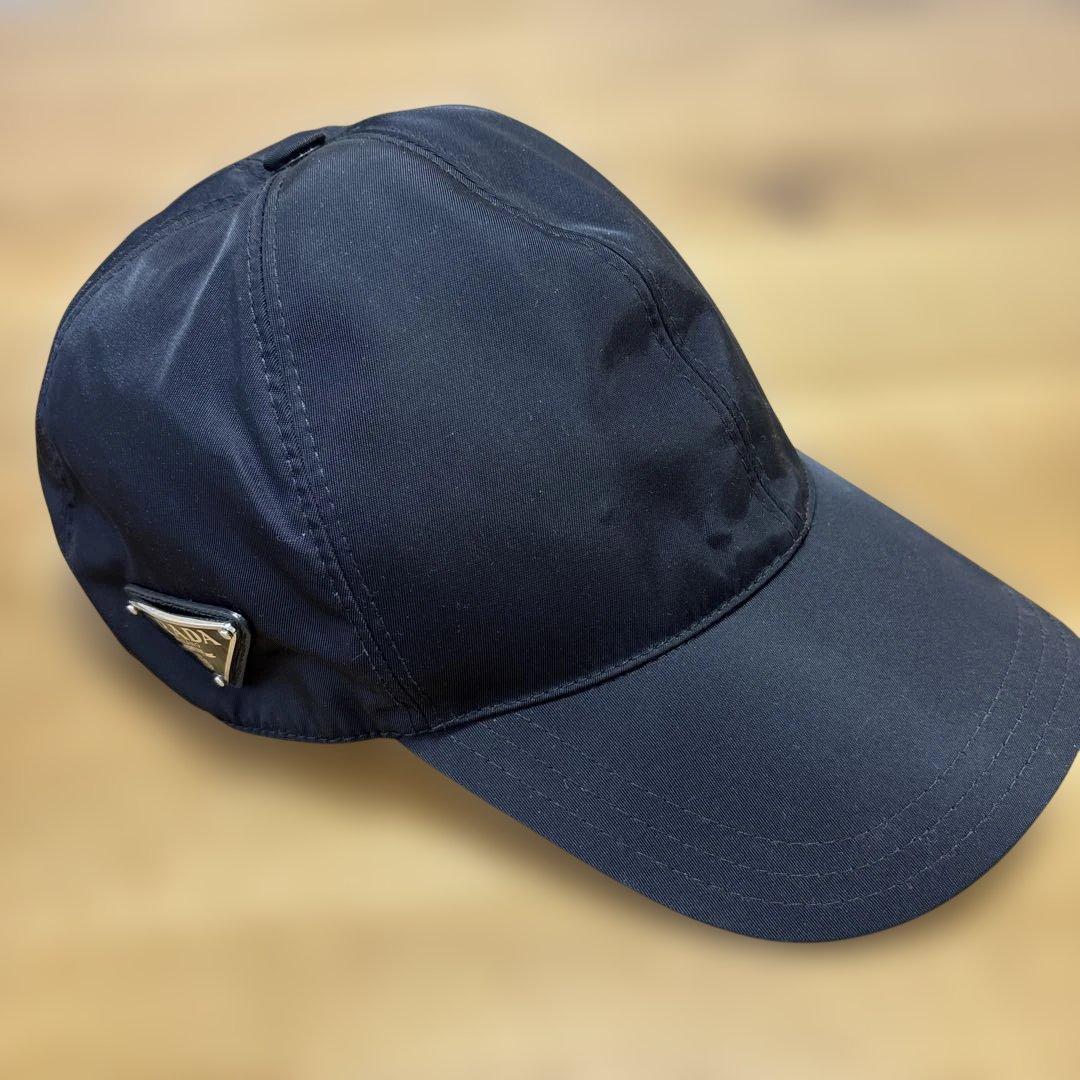 PRADA ナイロン キャップ 三角ロゴ ブラック M - メルカリ