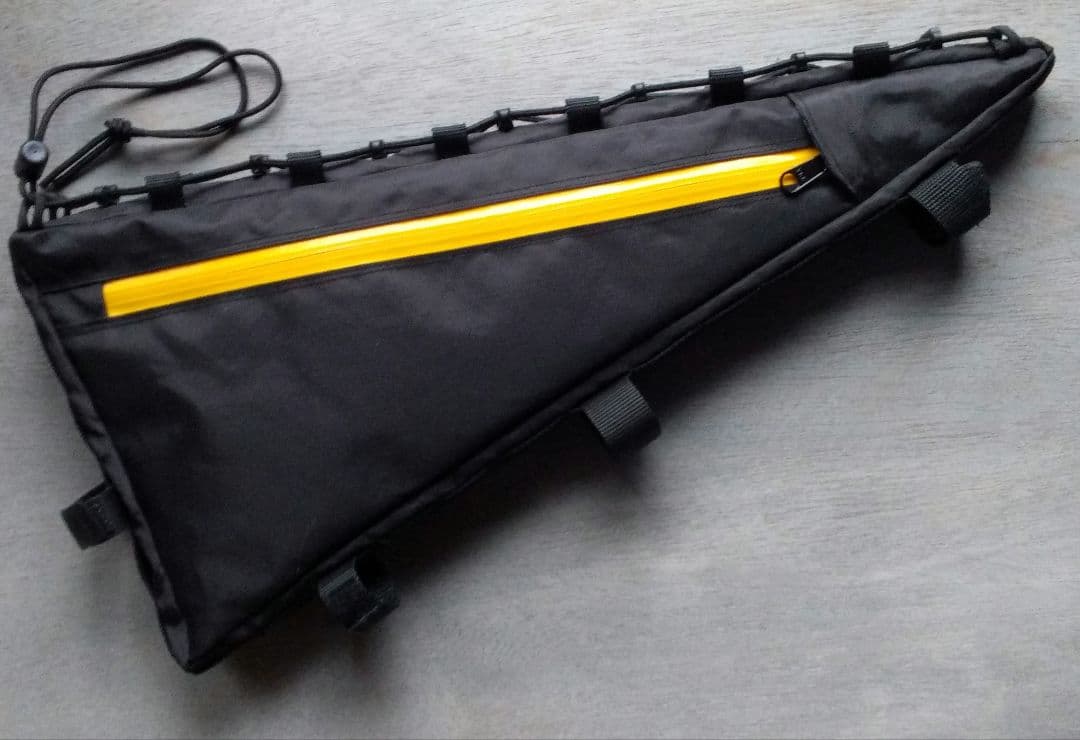 がんたろー88@コメントする方プロフ必読 ハンドクラフト　フレームバッグ プロセスカットつきの解説でわかりやすい】編みごたえがあり人気の高い