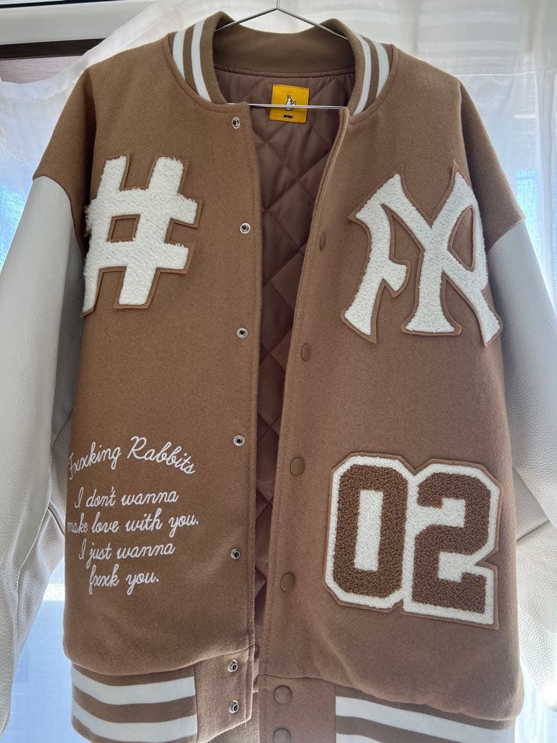 FR2 スタジャン Rabbits Emblem Patch Varsity Jacket – #FR2