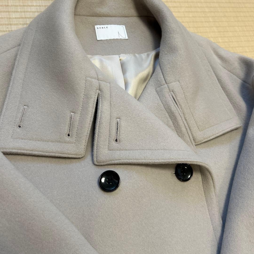 ノーブル スタンドカラーオーバーコート ベージュ - メルカリ