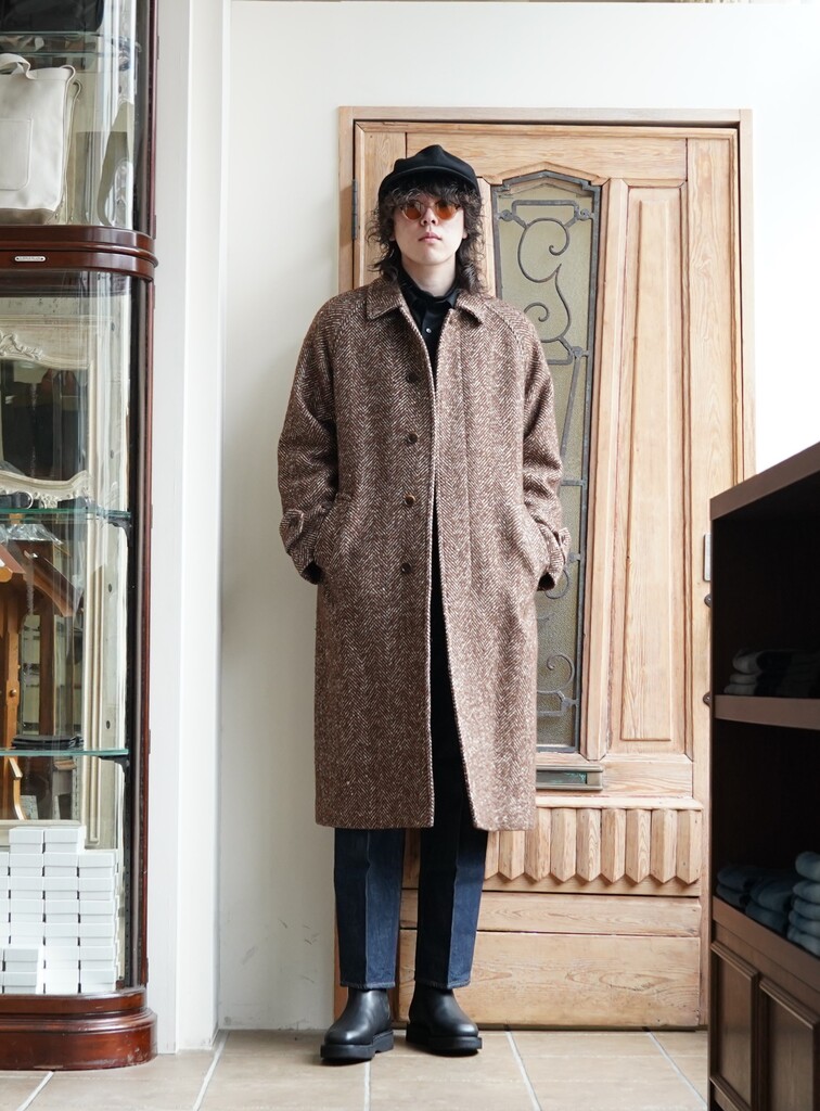 AURALEE】大胆なツイード素材が魅力のコート / スタッフブログ