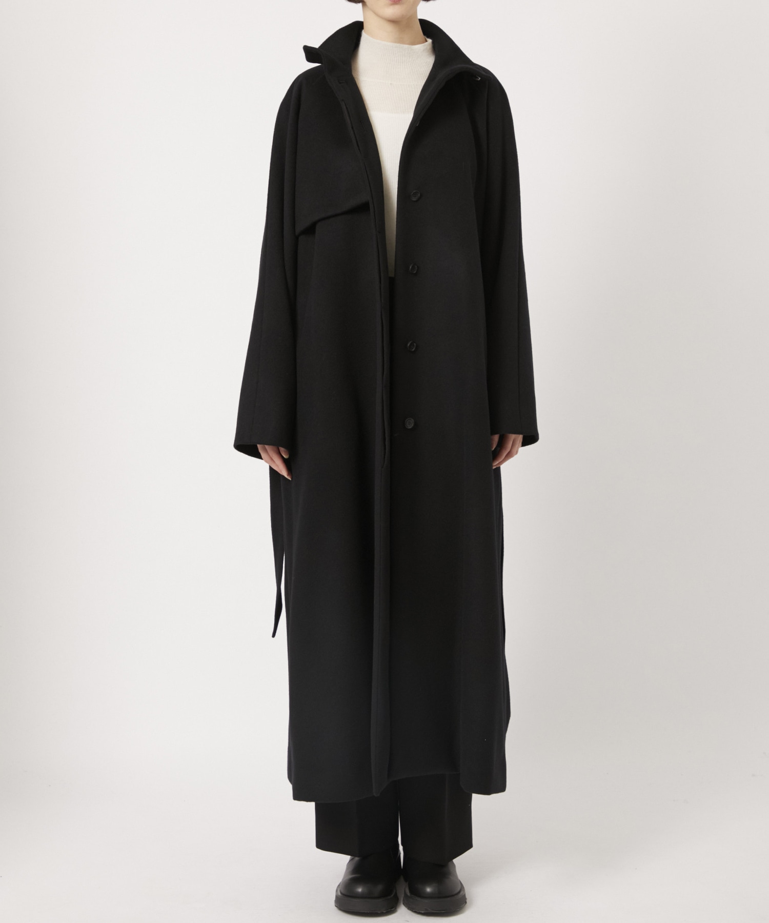 別注スタンドカラーコクーンコート(1 BLACK): Dessin de mode: WOMENS