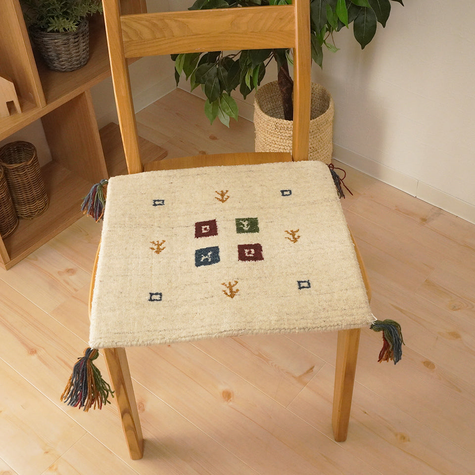 天然素材で温かみを感じるインド製手織りギャッベ｜インドギャッベGB